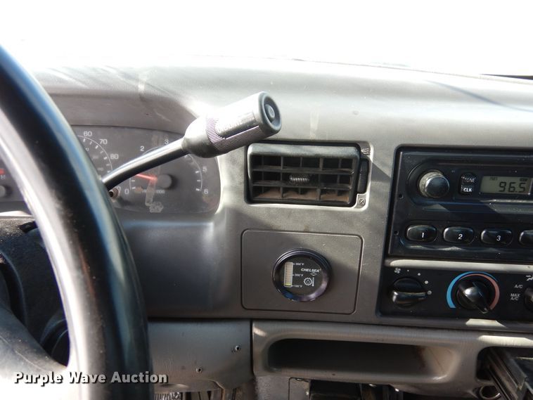 image for item DN6270 2000 Ford F450 Super Duty  utility / service truck