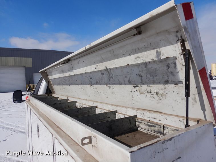 image for item DN6270 2000 Ford F450 Super Duty  utility / service truck