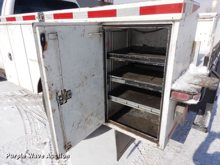 image for item DN6270 2000 Ford F450 Super Duty  utility / service truck