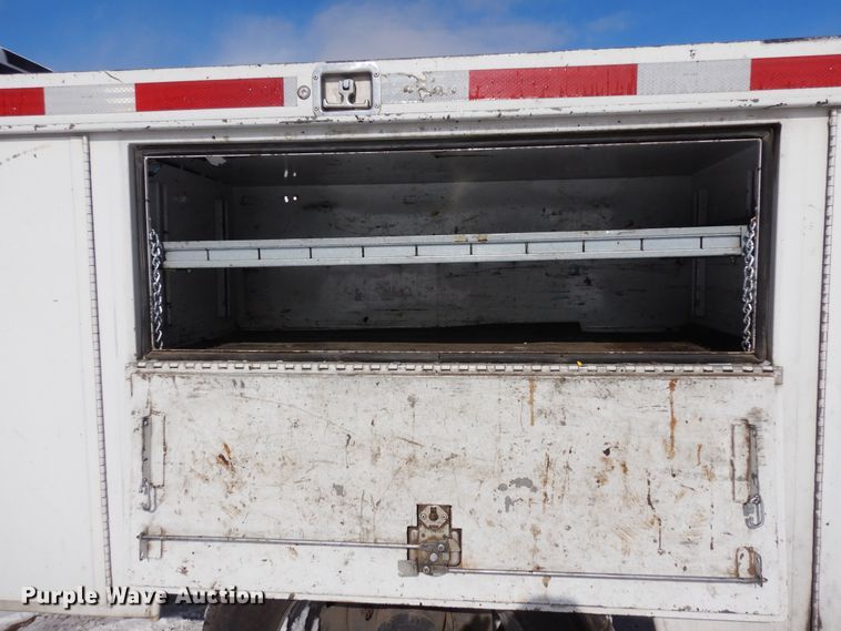 image for item DN6270 2000 Ford F450 Super Duty  utility / service truck