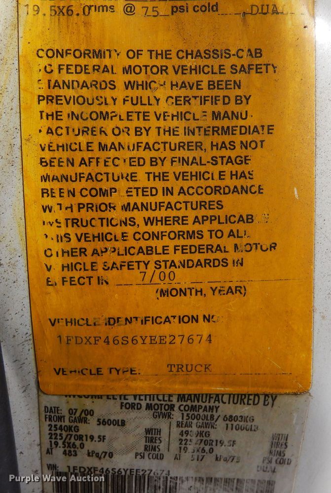 image for item DN6270 2000 Ford F450 Super Duty  utility / service truck