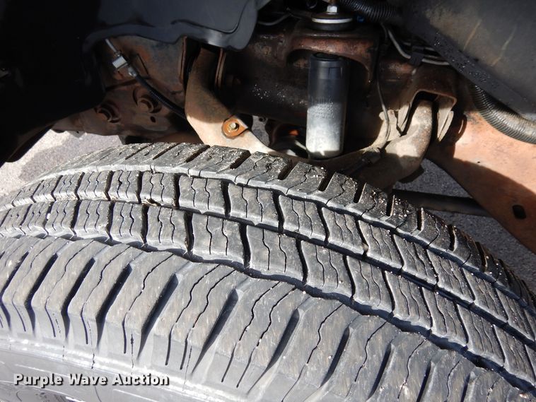 image for item DN6273 2005  Chevrolet Silverado 3500HD  Crew Cab pickup truck