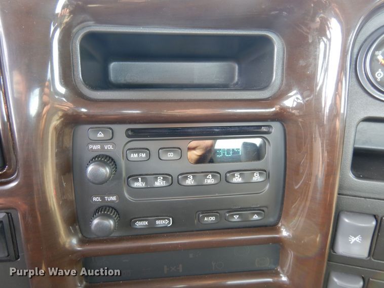 image for item DN6274 2005  Chevrolet C4500  flatbed truck