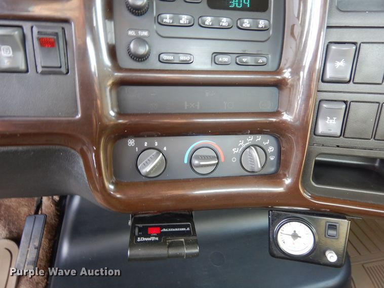 image for item DN6274 2005  Chevrolet C4500  flatbed truck