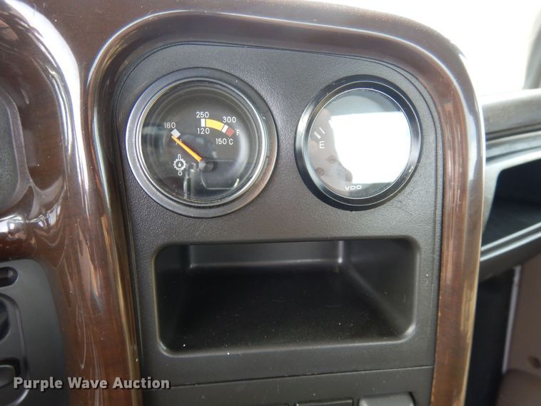 image for item DN6274 2005  Chevrolet C4500  flatbed truck