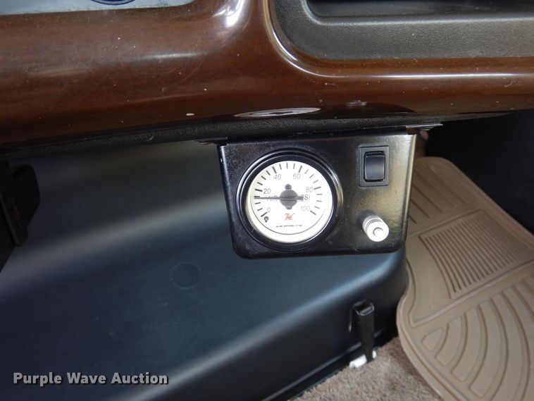 image for item DN6274 2005  Chevrolet C4500  flatbed truck