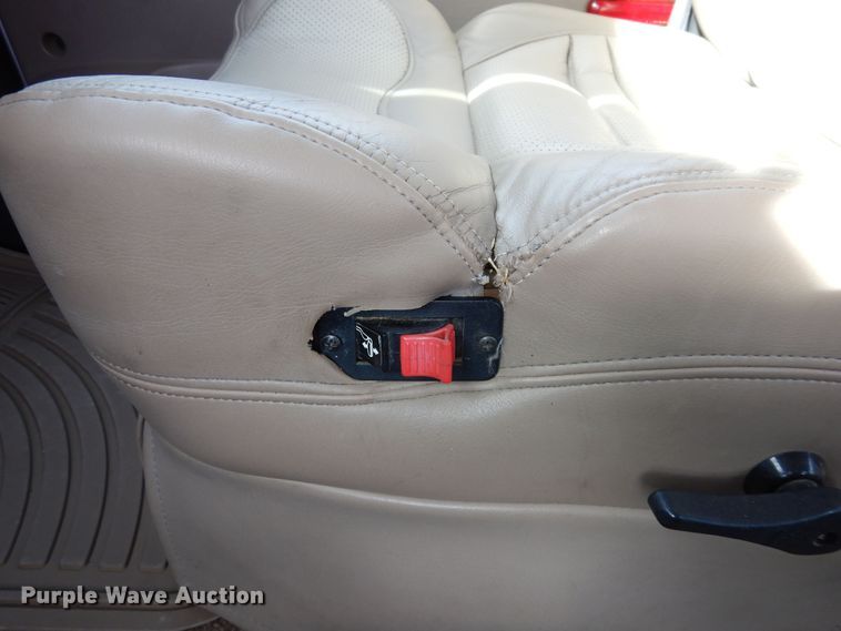 image for item DN6274 2005  Chevrolet C4500  flatbed truck