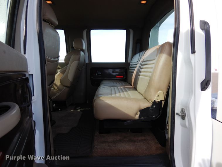 image for item DN6274 2005  Chevrolet C4500  flatbed truck