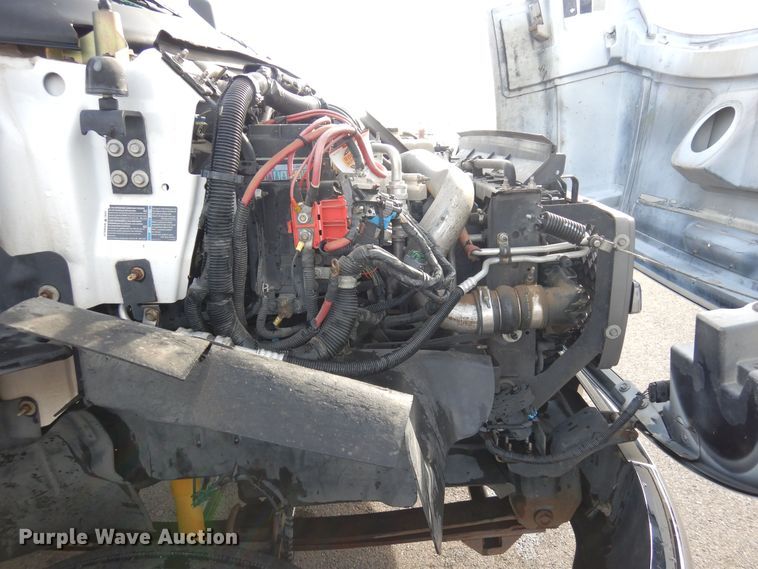 image for item DN6274 2005  Chevrolet C4500  flatbed truck