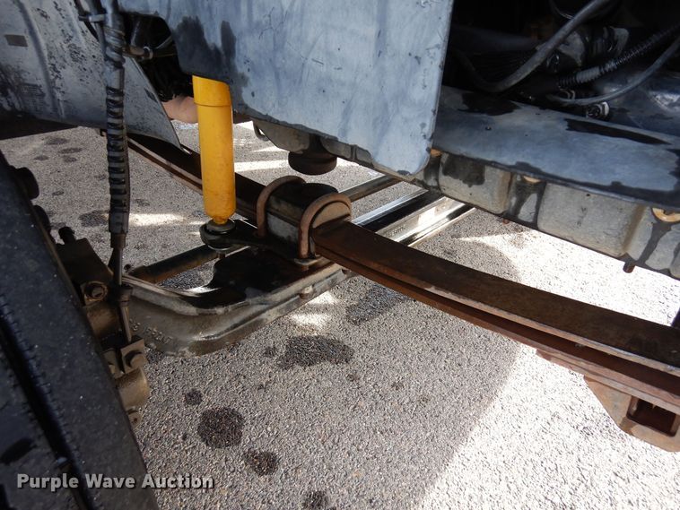 image for item DN6274 2005  Chevrolet C4500  flatbed truck