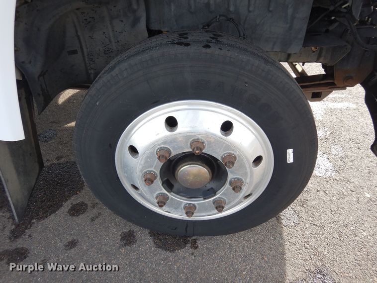 image for item DN6274 2005  Chevrolet C4500  flatbed truck