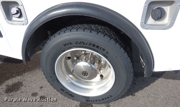 image for item DN6274 2005  Chevrolet C4500  flatbed truck