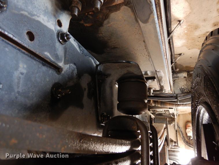 image for item DN6274 2005  Chevrolet C4500  flatbed truck