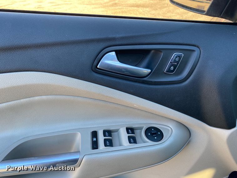 image for item DN8136 2014 Ford Escape