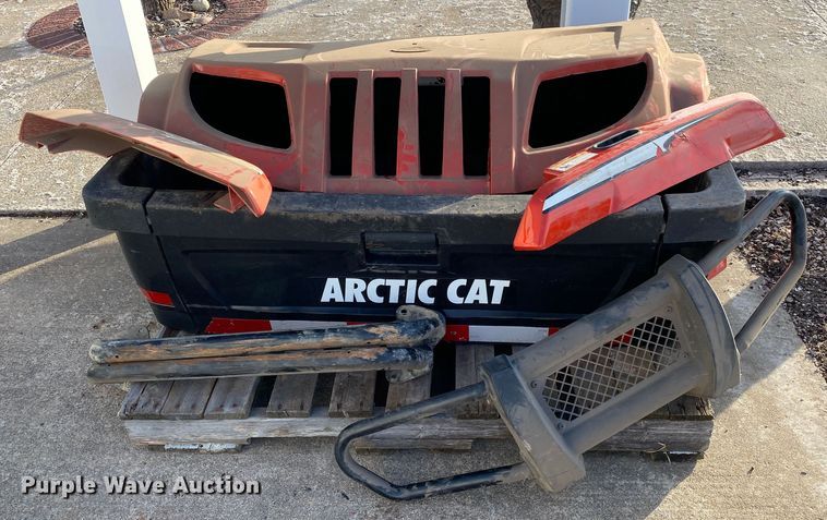 image for item DN8151 2012 Arctic Cat  utility vehicle