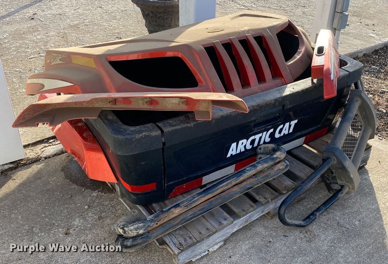 image for item DN8151 2012 Arctic Cat  utility vehicle