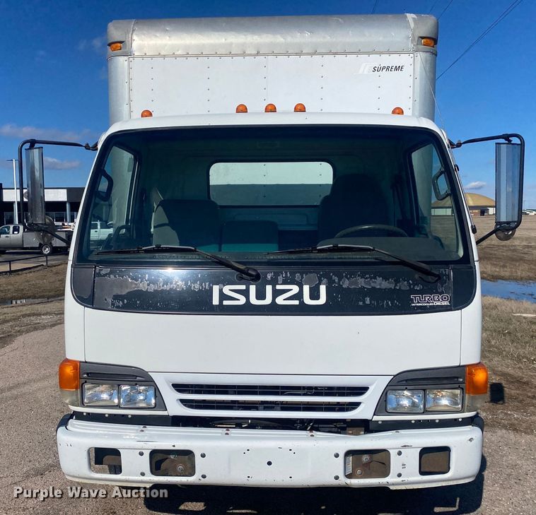 image for item DN8154 2005 Isuzu JW3S  box truck