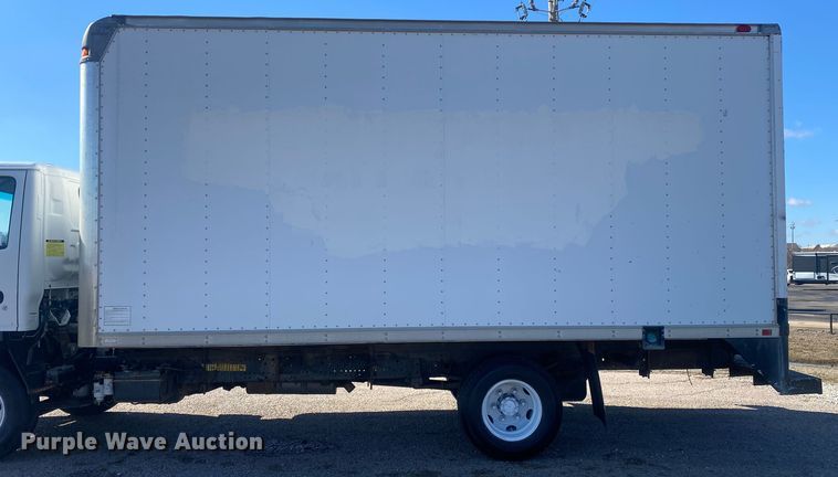 image for item DN8154 2005 Isuzu JW3S  box truck