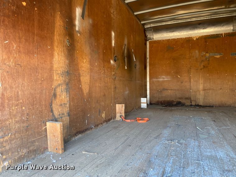 image for item DN8154 2005 Isuzu JW3S  box truck