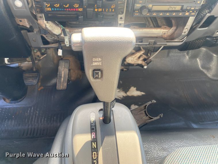 image for item DN8154 2005 Isuzu JW3S  box truck