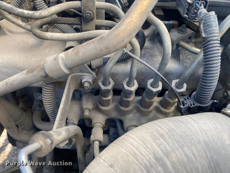 image for item DN8154 2005 Isuzu JW3S  box truck