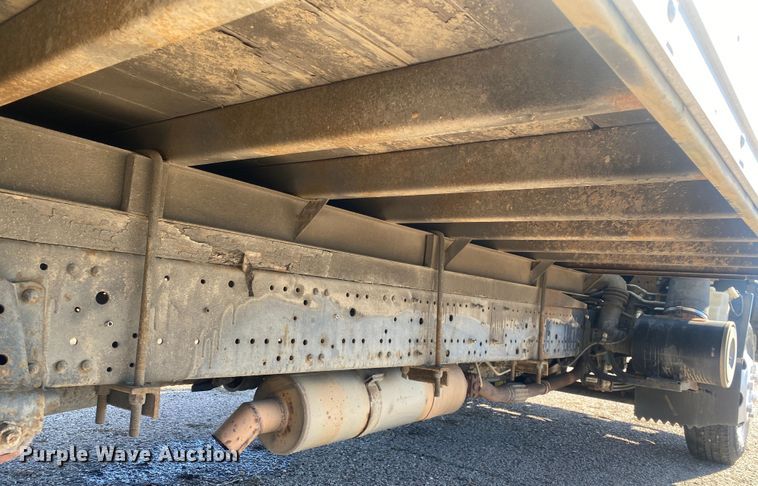 image for item DN8154 2005 Isuzu JW3S  box truck