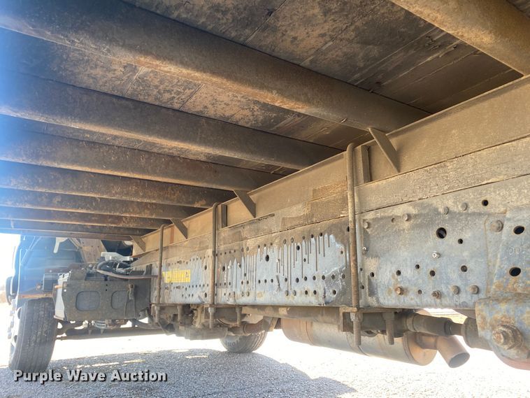 image for item DN8154 2005 Isuzu JW3S  box truck