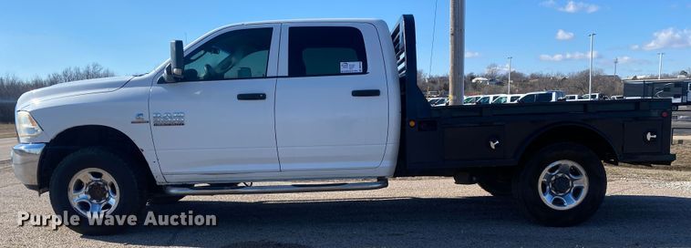 image for item DN8155 2014 Dodge Ram 2500HD  Crew Cab flatbed pickup truck