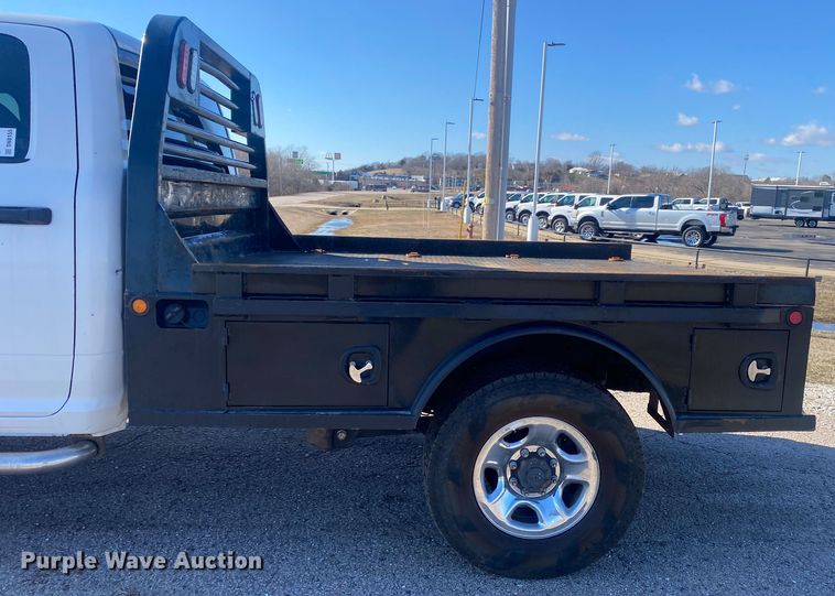 image for item DN8155 2014 Dodge Ram 2500HD  Crew Cab flatbed pickup truck