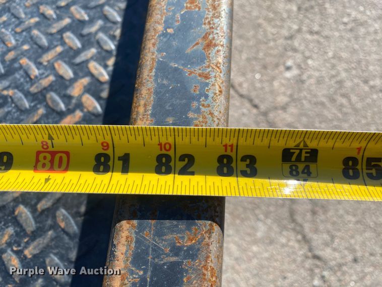 image for item DN8155 2014 Dodge Ram 2500HD  Crew Cab flatbed pickup truck