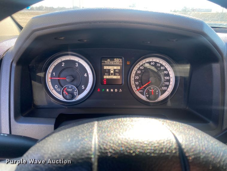 image for item DN8155 2014 Dodge Ram 2500HD  Crew Cab flatbed pickup truck