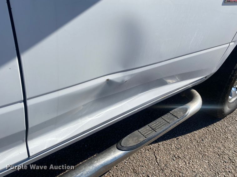 image for item DN8155 2014 Dodge Ram 2500HD  Crew Cab flatbed pickup truck