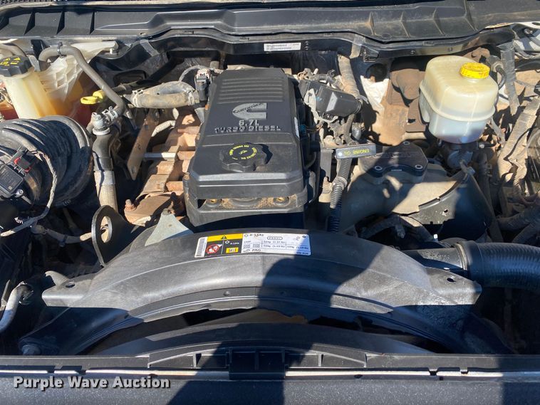 image for item DN8155 2014 Dodge Ram 2500HD  Crew Cab flatbed pickup truck