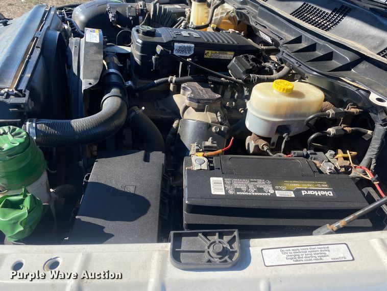 image for item DN8155 2014 Dodge Ram 2500HD  Crew Cab flatbed pickup truck