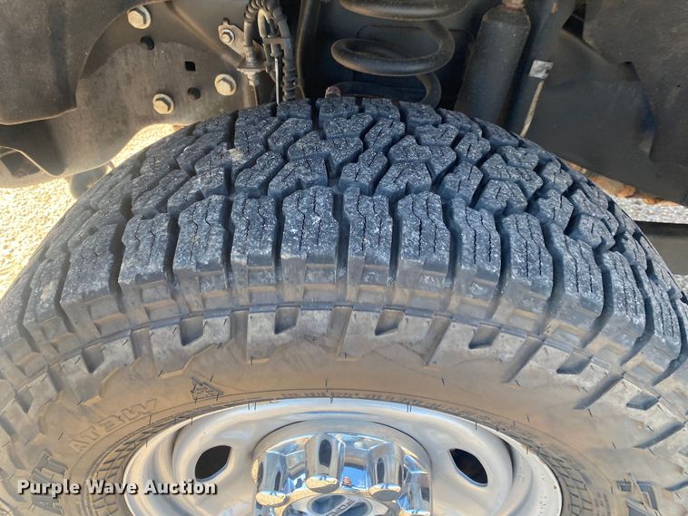 image for item DN8156 2019 Ford F250 Super Duty  Crew Cab pickup truck