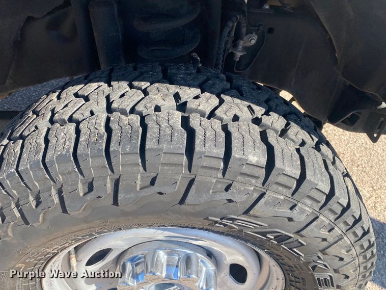 image for item DN8156 2019 Ford F250 Super Duty  Crew Cab pickup truck