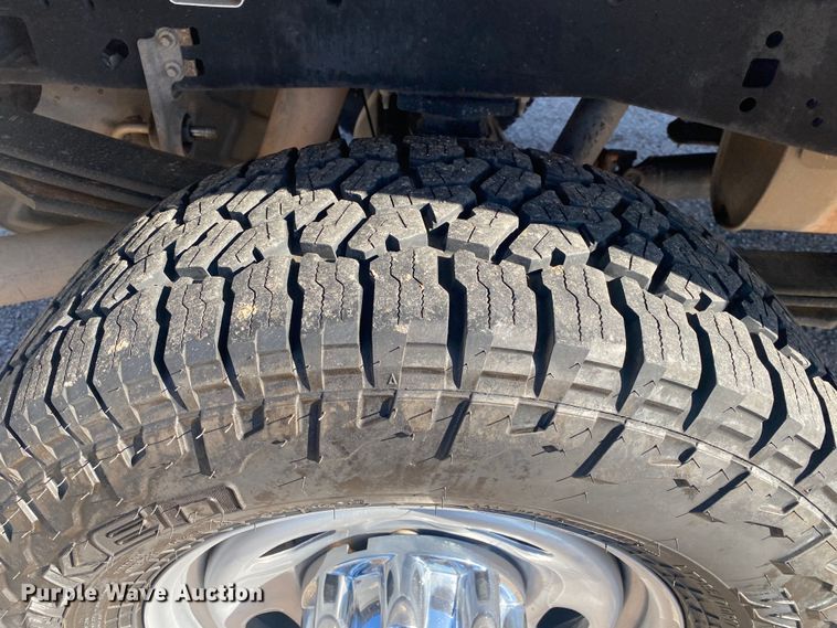 image for item DN8156 2019 Ford F250 Super Duty  Crew Cab pickup truck