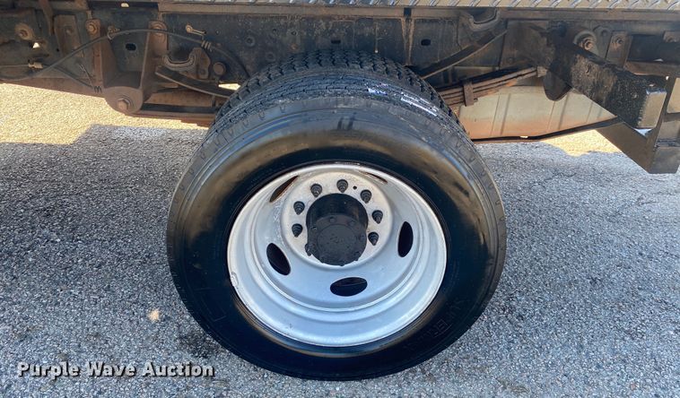 image for item DN8157 2008 Ford F550 Super Duty XL  dump flatbed truck