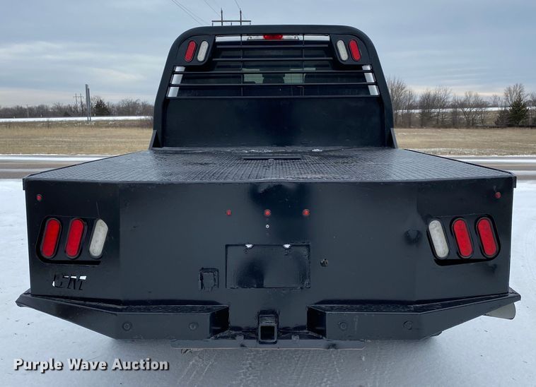 image for item DN8158 2018 Ford F250 Super Duty  Crew Cab flatbed pickup truck