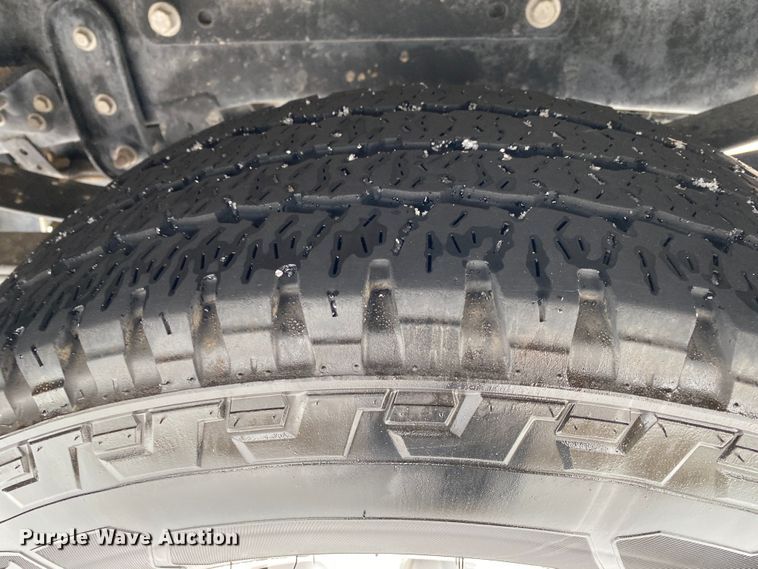 image for item DN8158 2018 Ford F250 Super Duty  Crew Cab flatbed pickup truck