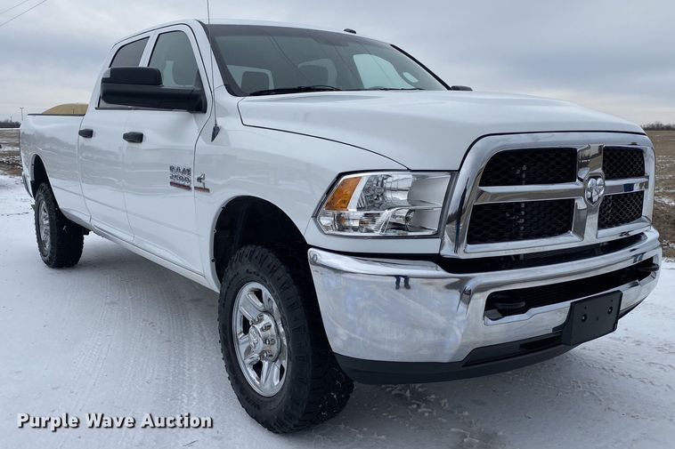 image for item DN8160 2014 Dodge Ram 2500HD  Crew Cab pickup truck