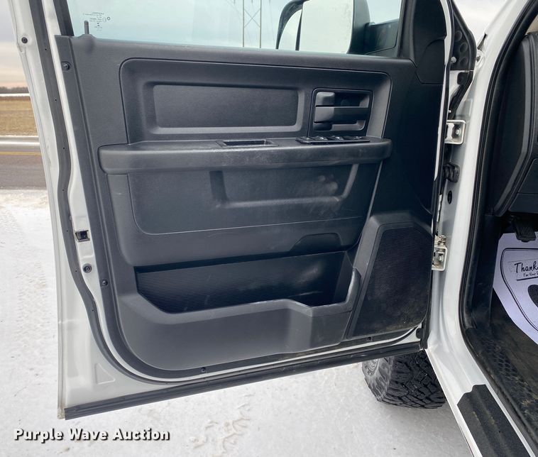 image for item DN8160 2014 Dodge Ram 2500HD  Crew Cab pickup truck