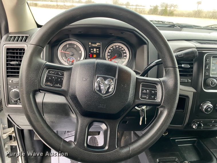 image for item DN8160 2014 Dodge Ram 2500HD  Crew Cab pickup truck