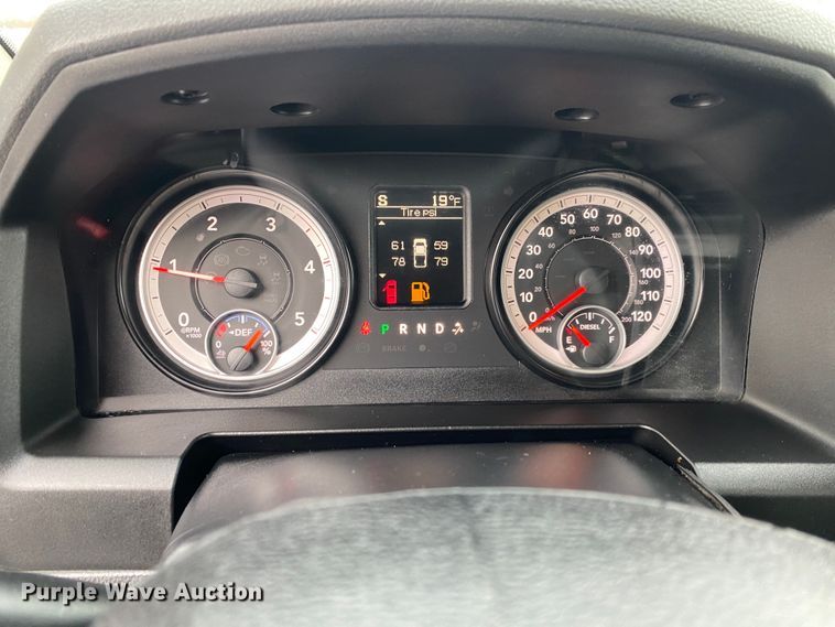 image for item DN8160 2014 Dodge Ram 2500HD  Crew Cab pickup truck