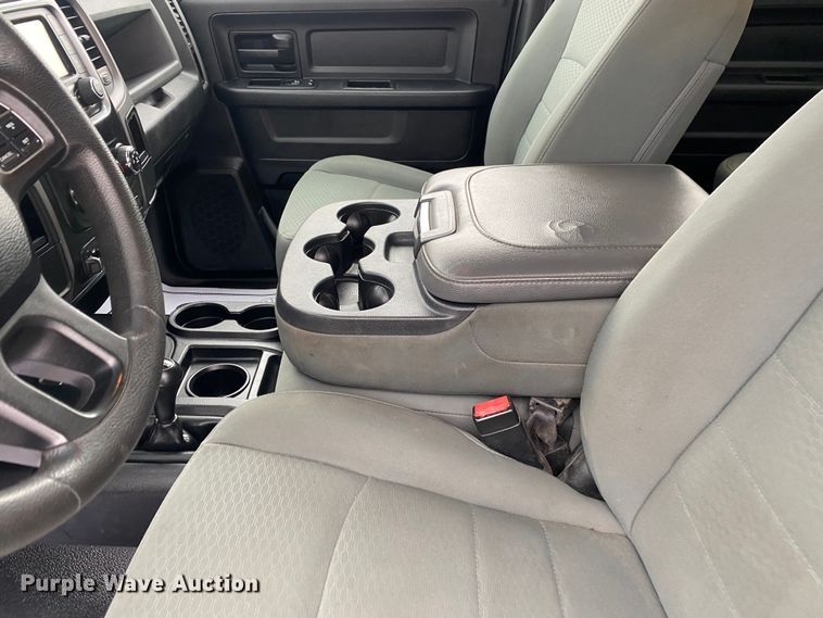 image for item DN8160 2014 Dodge Ram 2500HD  Crew Cab pickup truck