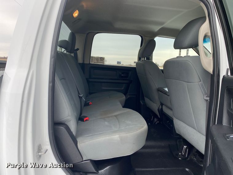 image for item DN8160 2014 Dodge Ram 2500HD  Crew Cab pickup truck