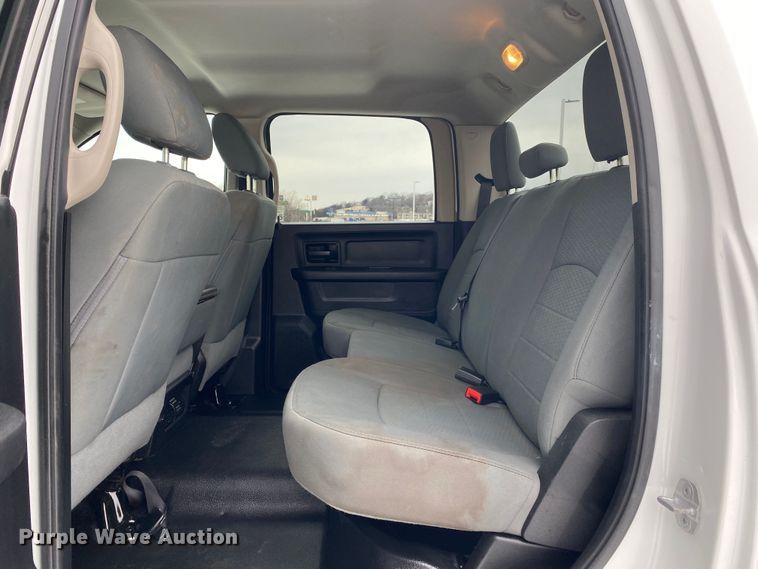 image for item DN8160 2014 Dodge Ram 2500HD  Crew Cab pickup truck