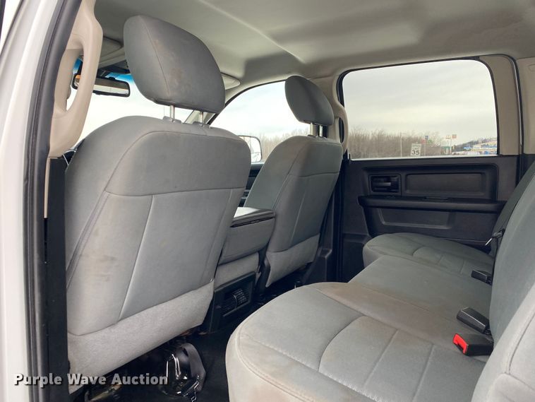 image for item DN8160 2014 Dodge Ram 2500HD  Crew Cab pickup truck