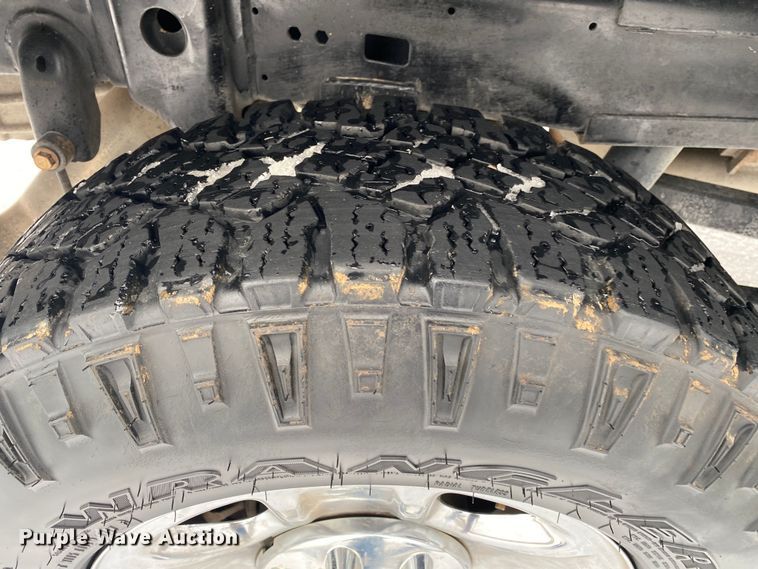 image for item DN8160 2014 Dodge Ram 2500HD  Crew Cab pickup truck