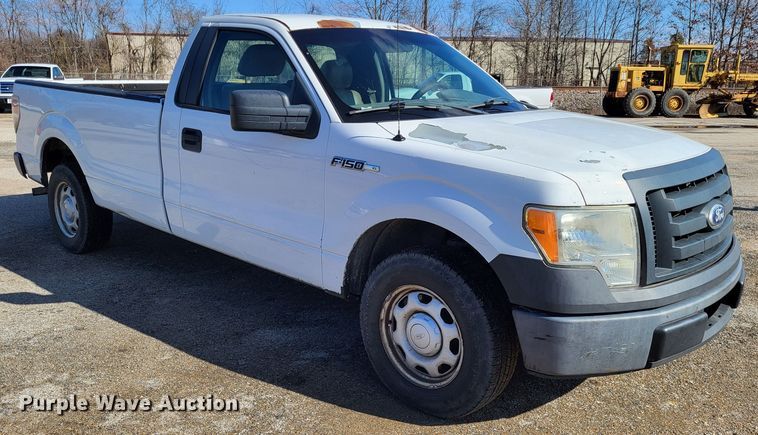 image for item DO3543 2010 Ford F150 XL  pickup truck